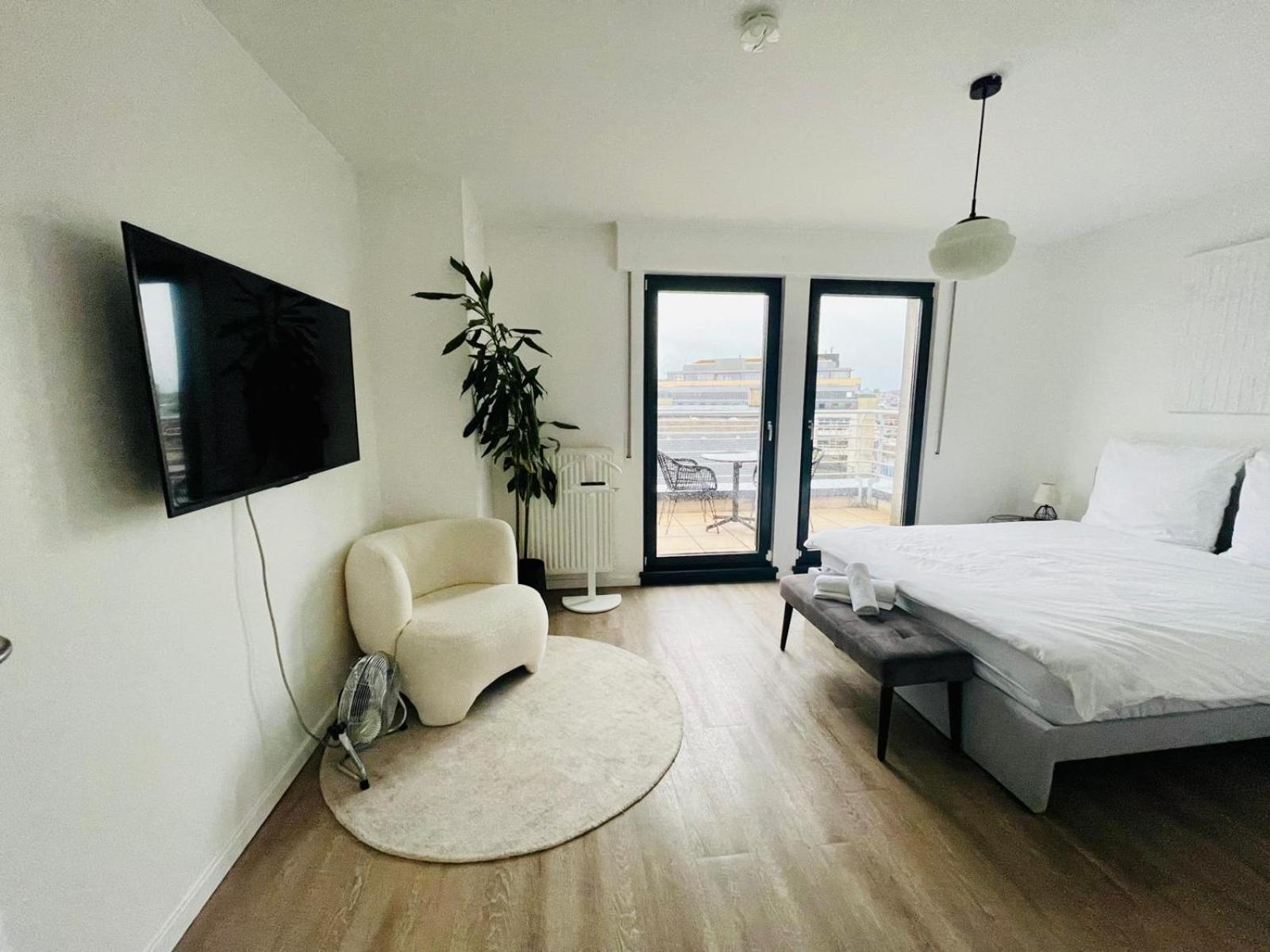 Apartamento Lux Penthouse 200M2 - Office, Terrace, Gym & Parking